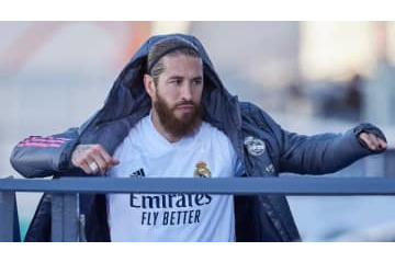 セルヒオ・ラモス、PSG移籍か　ネイマールらのSNSをフォローしまくる 画像