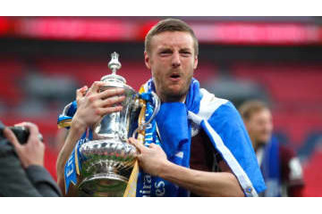 レスター、FAカップ初優勝！遅咲きヴァーディが「史上初の伝説男」に 画像