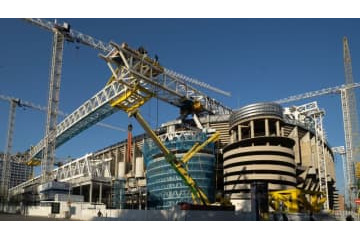 ベルナベウ、炎上 画像