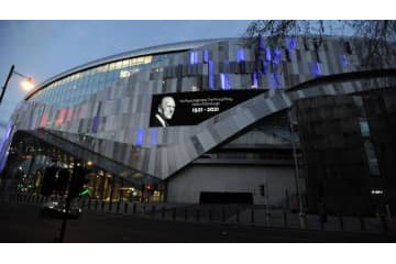 トッテナム本拠地、燃え上がる！300人が避難 画像