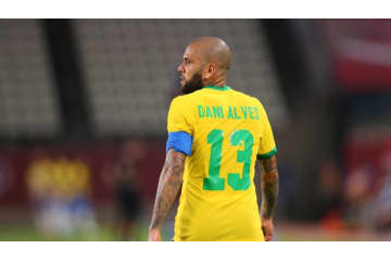 38歳ダニ・アウヴェス、古巣バルセロナ復帰か　本人が注目発言 画像