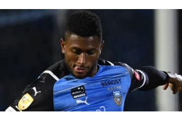 川崎フロンターレ、4試合残し優勝決定！ジェジエウの混戦ゴールで 画像