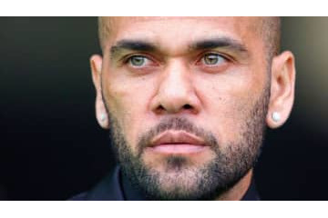 バルセロナ、ダニ・アウヴェス復帰に「興味なし」か 画像