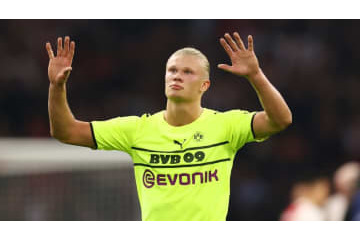 ドルトムント、全力でホーラン慰留　年俸2倍で“退団条項”の1年延期を狙う 画像