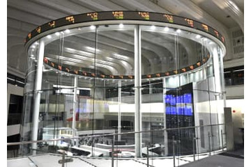 東証反発、終値は2万8459円 画像