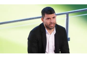 シティ、心臓病で引退のアグエロに「復帰要請」か。大使として 画像