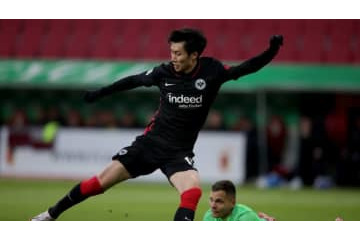 フランクフルト鎌田大地、2022年初ゴール！GK瞬殺タッチがこれ(動画あり) 画像