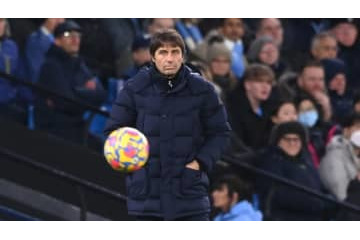 シティ撃破で狂喜のコンテ監督、トッテナム選手にシカトされる 画像