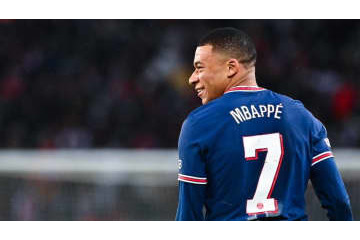 「僕は強すぎる！」 エムバペ、PSG選手のゲーム配信で暴れる 画像