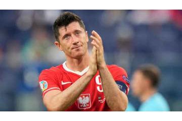 「ウクライナの犠牲者と連帯」レヴァンドフスキ、ロシア戦への声明発表 画像