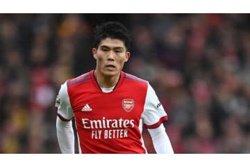 冨安健洋、アーセナルで強力なライバル出現！？バルセロナDFが急浮上 画像