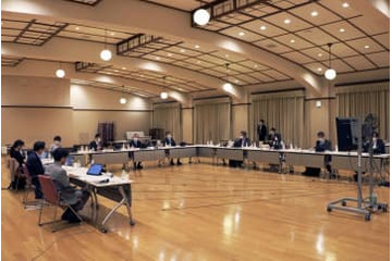 返済不要の奨学金に拡充案 画像