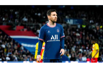 失意の敗退にブーイングも…メッシ、PSG残留を決意か 画像