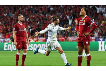 ベイルと尿検査室で1時間一緒…リヴァプールDFアーノルドが味わった気まずさ 画像