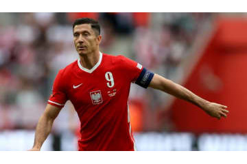 「レヴァンドフスキのリヴァプール移籍を見たい」 ポーランド代表監督が言う 画像