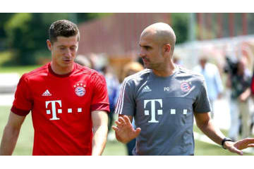 レヴァンドフスキはバルサにも完璧にフィットする！ペップが太鼓判 画像