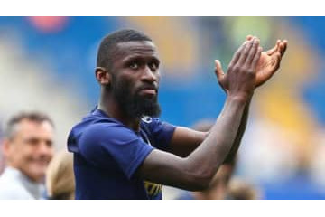 チェルシーが「リュディガーの後釜に獲得するかも」…な5名のディフェンダー 画像