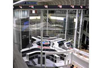 東証、午前終値2万6225円 画像