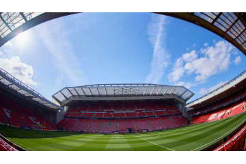 アンフィールドの「新しいスタンド」設置！7000席が追加 画像