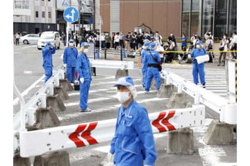 元首相の警護担当、銃声認識せず 画像