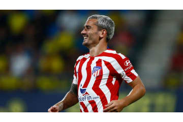 グリーズマン、髪を“薄緑”にイメチェン！一か所だけピンクに 画像