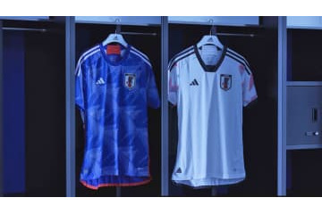 日向坂46の影山優佳さん、「折り鶴柄」日本代表新ユニフォームの感想は… 画像