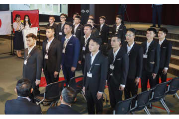 ベトナム人整備士17人が入社式 画像