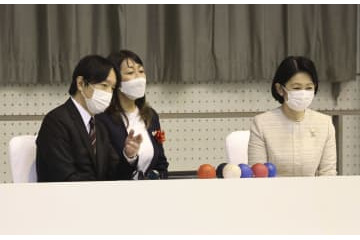 秋篠宮夫妻、ボッチャ観戦 画像