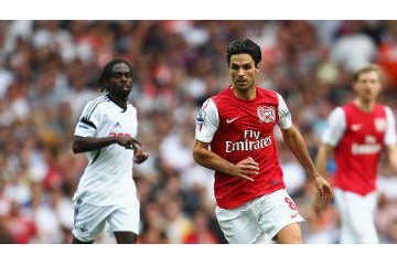 アルテタ監督が選手時代「アーセナルでデビューしたときのスタメン」11名 画像