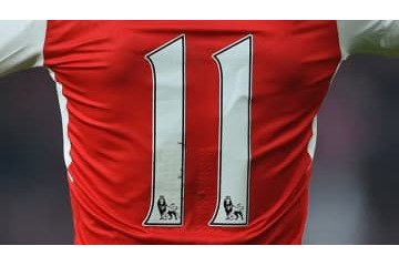 「背番号11」なのにトップ下で暴れた11人の司令塔 画像