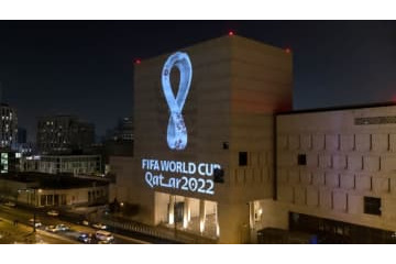 英首相、ゲイの大臣をカタールW杯に派遣か 画像