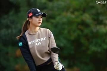 松田鈴英、新垣比菜が首位で最終日ヘ　青山加織は3位 画像