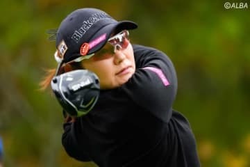 今季2人目の11年ぶり優勝者誕生なるか　藤田さいきは最難関ホールでミラクルバーディ 画像