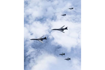 空自と米軍、九州北西で連日訓練 画像
