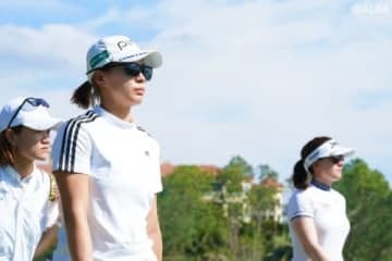 渋野日向子は“怒り”を力に…終盤5ホールで急浮上 「3つのバーディに変えられた」 画像