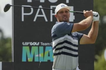 肉体改造は失敗？　B・デシャンボーが激白「急激な体重増加でボロボロに…」 画像