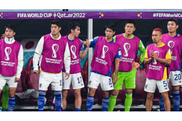 スペイン撃破の日本代表、また「掃除＆折り鶴」で感謝を示す 画像