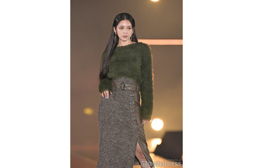 Lapillusシャンティ、美髪なびかせ爽やかランウェイ 美貌見せつける＜GirlsAward 2023 A／W＞ 画像