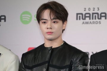 JO1鶴房汐恩、初メインパーソナリティで安定感抜群トーク まさかの言い間違いで笑い誘う 画像