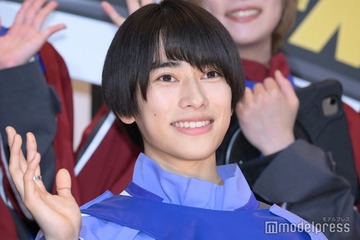 「仮面ライダーガッチャード」本島純政は“会話ができない天才”？共演者からいじられ照れ 画像