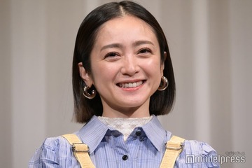 安達祐実、本格恋ドラ初挑戦に照れ キスシーン急遽追加にも堂々対応＜愛してるって、言いたい＞ 画像