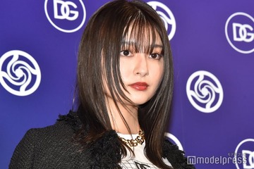 吉川愛、青インナーの奇抜ヘアに大胆イメチェン「オシャレ」「透明感倍増」と絶賛の声続々 画像