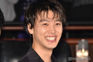 竹内涼真、登壇ルート誤る“アクシデント”発生 木村拓哉に耳打ちされ照れ「すみません」＜Believe－君にかける橋－＞ 画像