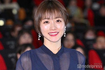 石原さとみ、横浜の“世界初”映画館でテープカット「すごく限られた貴重な機会」シースルードレスで登場＜ミッシング＞ 画像