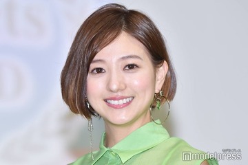 伊藤千晃「息子の言葉に私が泣いて」後ろ姿の親子2ショットに反響「ほっこり」「可愛すぎる」 画像