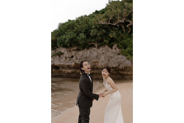 「ラブ トランジット」あみ＆こうへい、“初出し”ウエディングフォト公開 「ゼクシィ」で結婚式準備密着企画が決定 画像