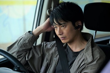 【ダブルチート 偽りの警官 Season1 第7話】 “ヤマガミ”が退任 多家良、新代表の登壇に言葉を失う 画像