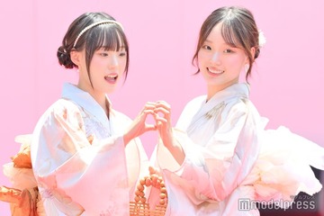 韓国人双子姉妹じゅんな＆ゆうな、キュートなポージングで魅了【GAKUSEI RUNWAY 2024 SPRING＆SUMMER】 画像