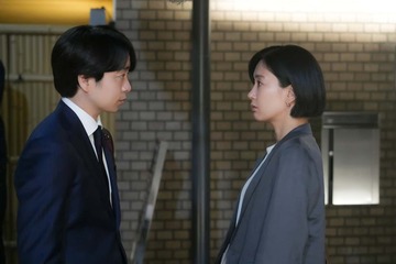 「笑うマトリョーシカ」初回、清家（櫻井翔）の“一言に”考察続々「本当にSOS？」「演技してるのかも」 画像