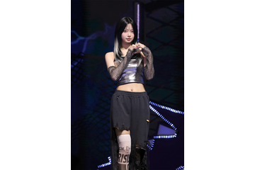 LE SSERAFIM・HONG EUNCHAE、生配信での発言を謝罪「成熟していない発言で皆さんを失望させてしまいました」【「CRAZY」メディアショーケース】 画像